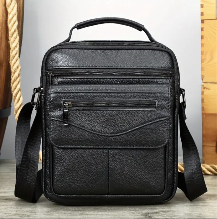 -15%Промоция• Ежедневна, Стилна и Практична мъжка кожена Blac’k*чанта!