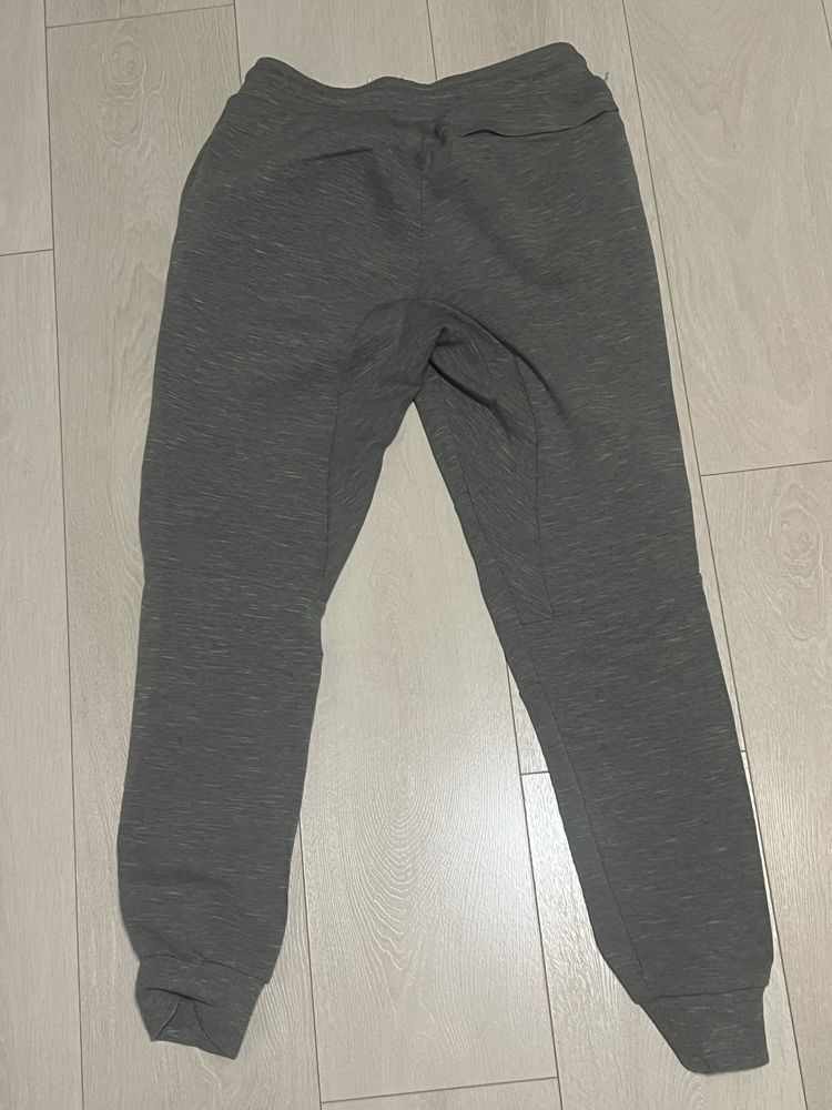 Nike tech fleece 2013