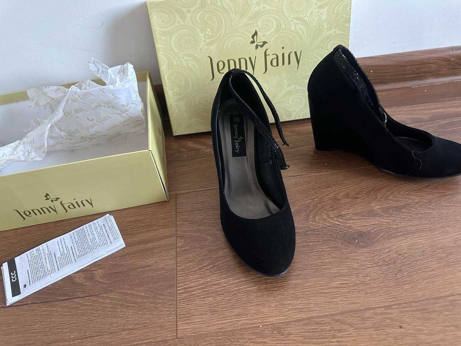 Дамски обувки. 38 номер, стелка 24см