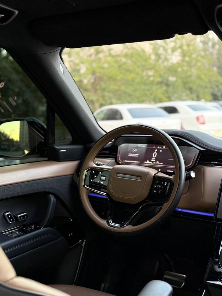 Range Rover Sport P360 (hyibrid)