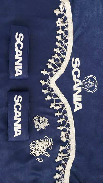 Комплект пердета за камион + кукички сини с бели пискюли