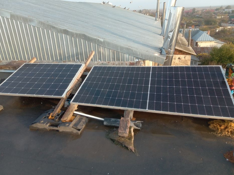 Pv  775 w eoliană 1000 w.