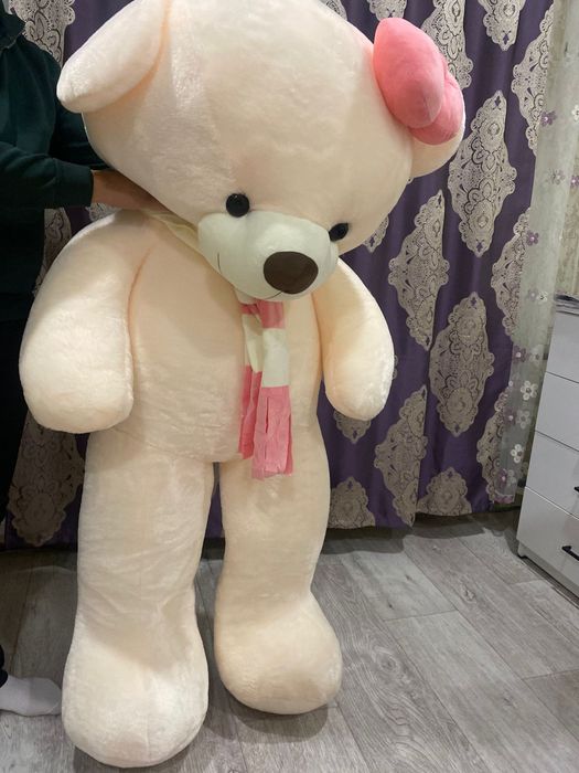 Продам игрушечного мягкого медведя