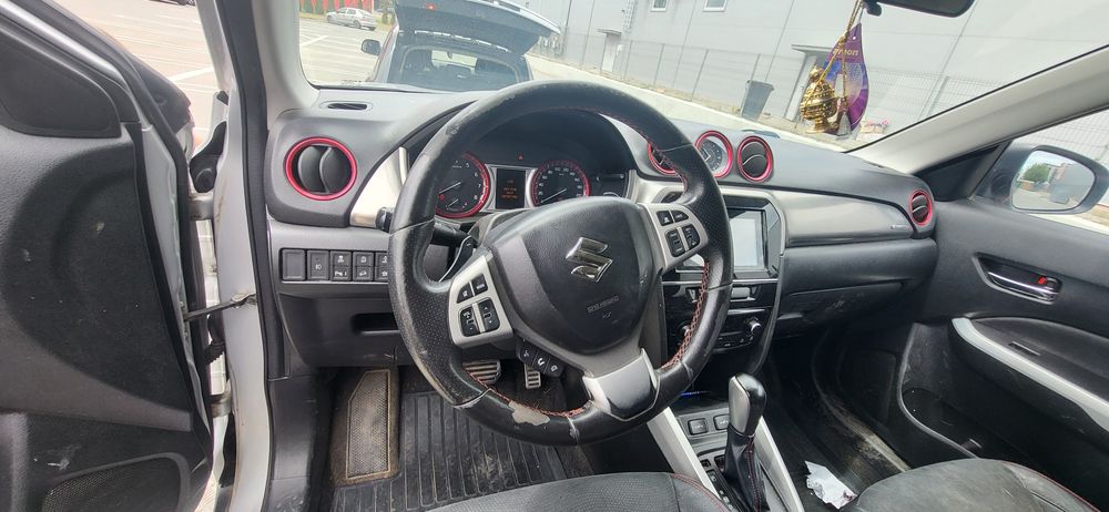 Vând Suzuki Vitara Motor Defect