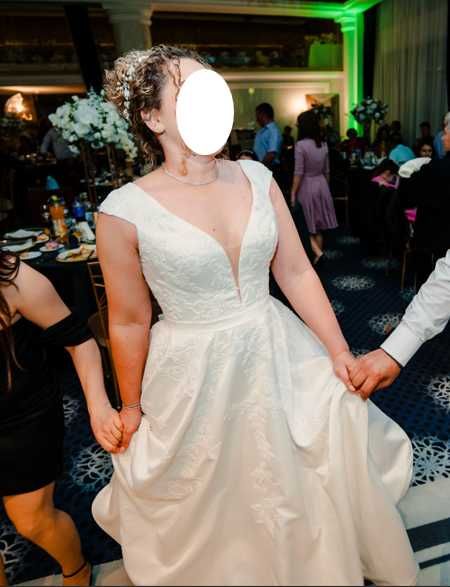 Rochie mireasa din tafta