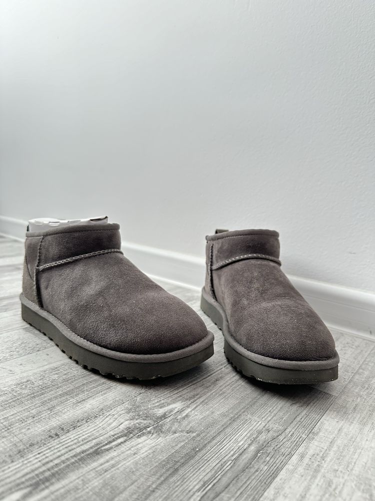 Ugg classic ultra mini gri 38