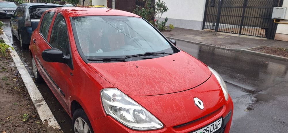 Vând Renault Clio 3