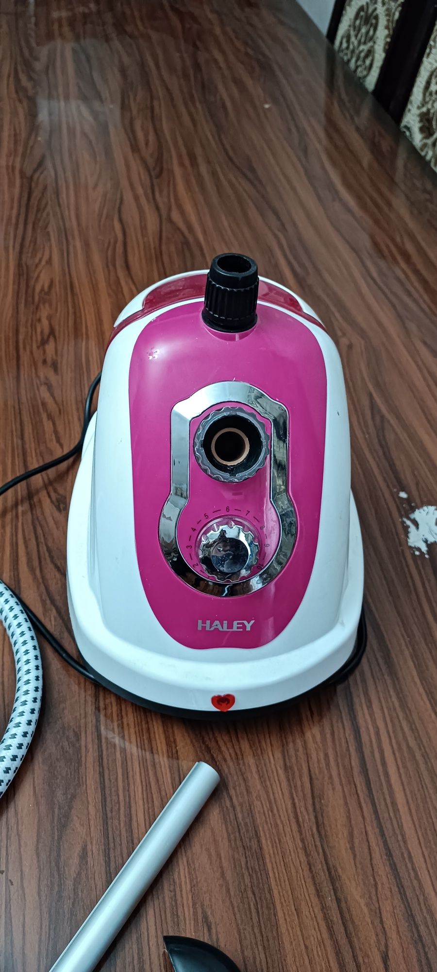 Osma Dazmol haley