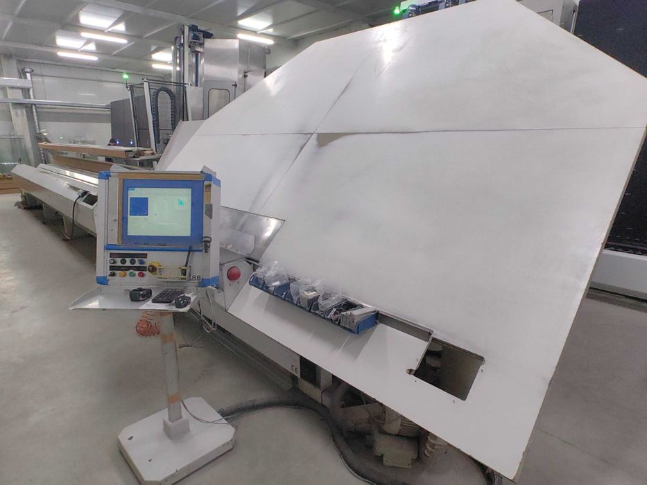 Машина Bystronic за огъване на дистанционери