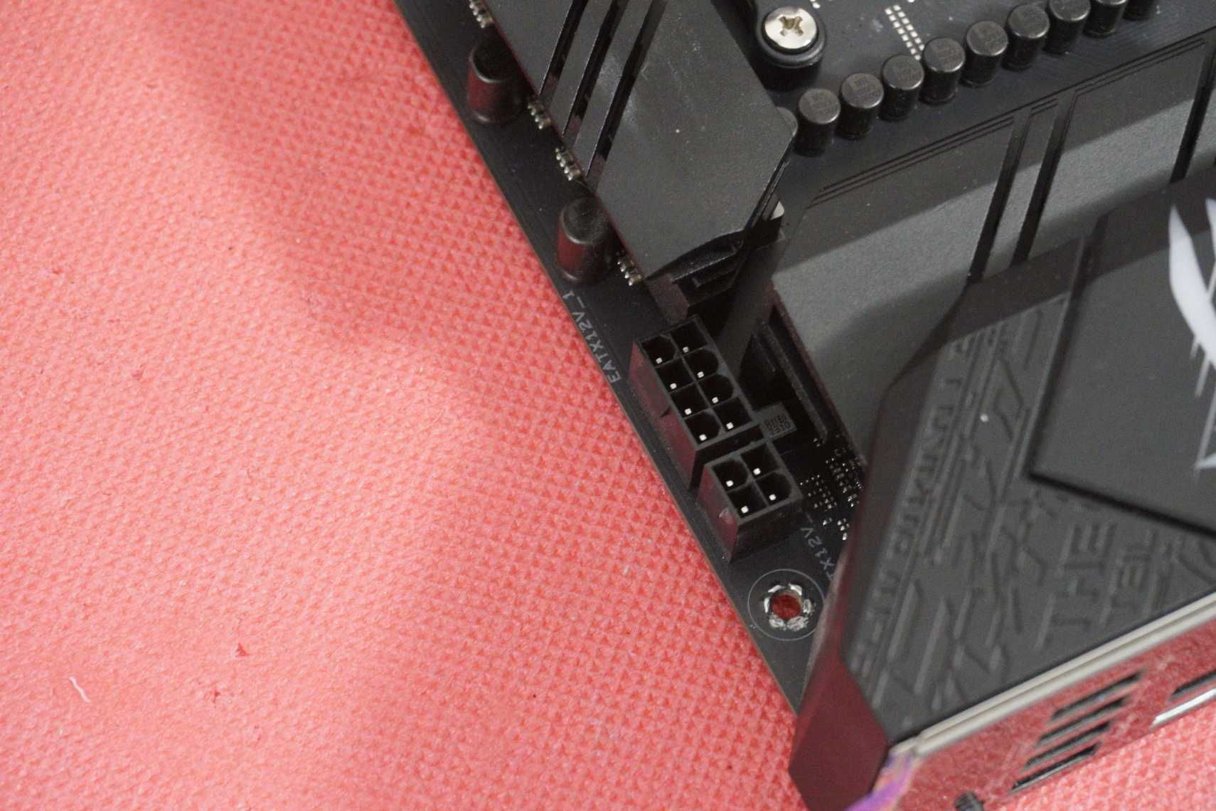 AM4 дъно дънна платка Asus B550-F ROG Strix / вкл ДДС