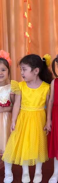 Желтое Платье на 4-5 лет