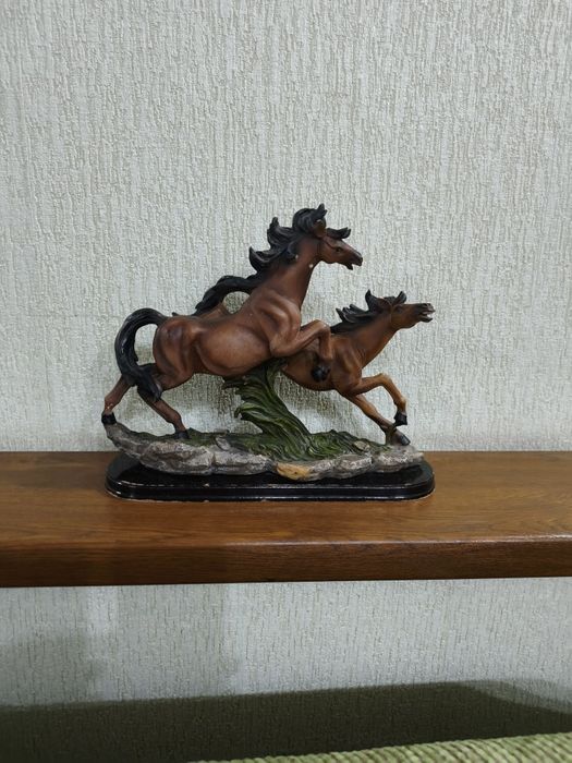 Статуэтка "Кони"