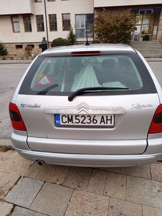 Лек автомобил Citroen
