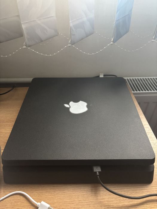 Ps4 slim maneta cabluri si jocuri