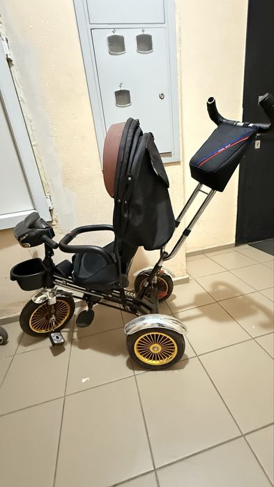 Велосипед трехколесный