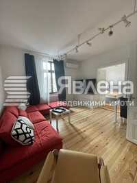 3-стаен просторен апартамент в центъра на София