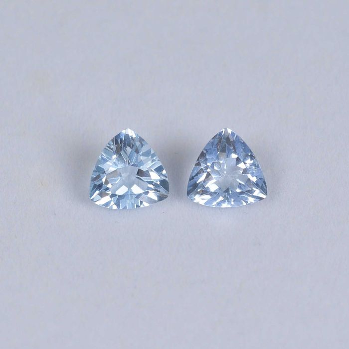 естествени аквамарини 2.54 карата