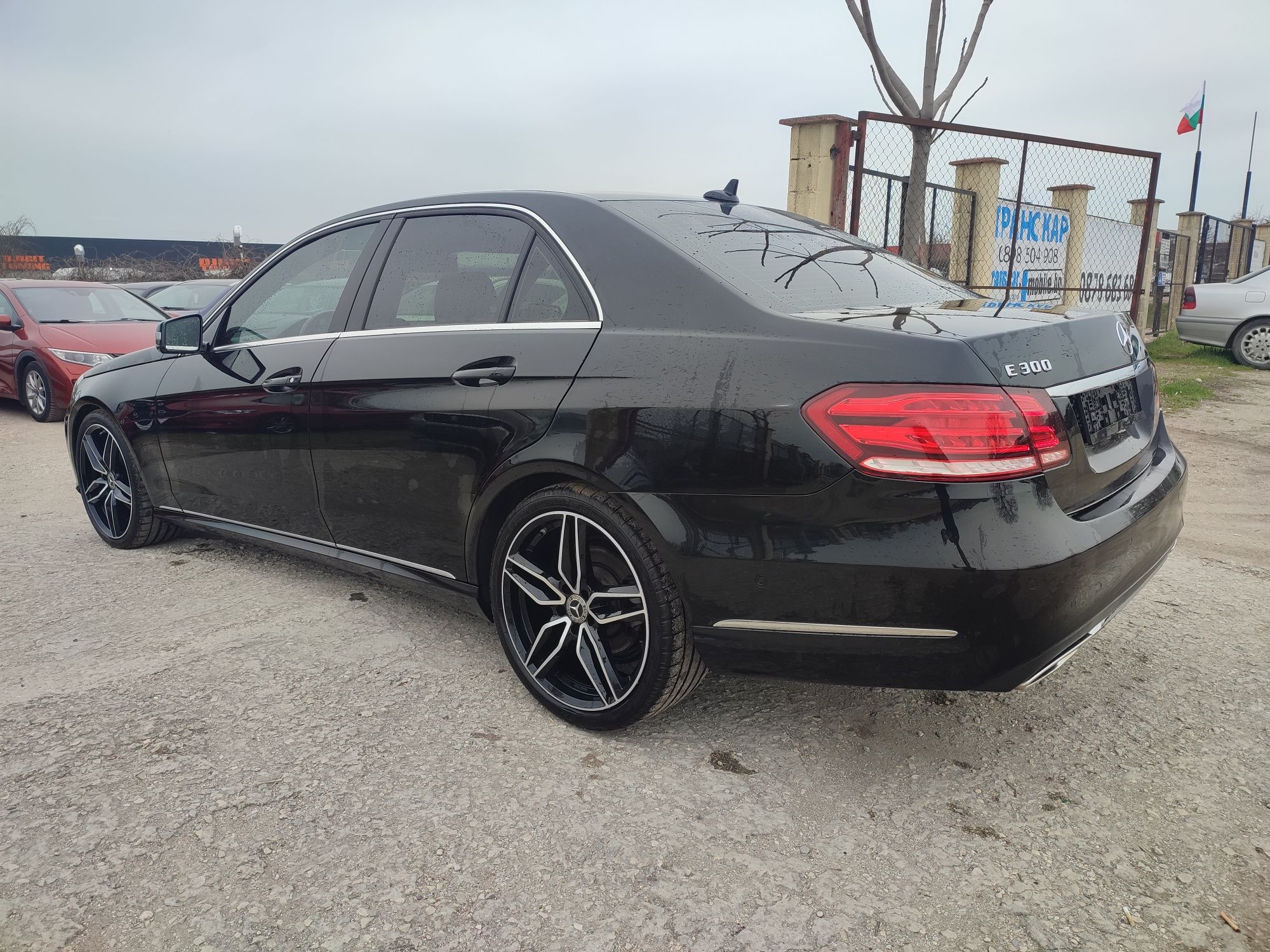 Mercedes E300 hybrid