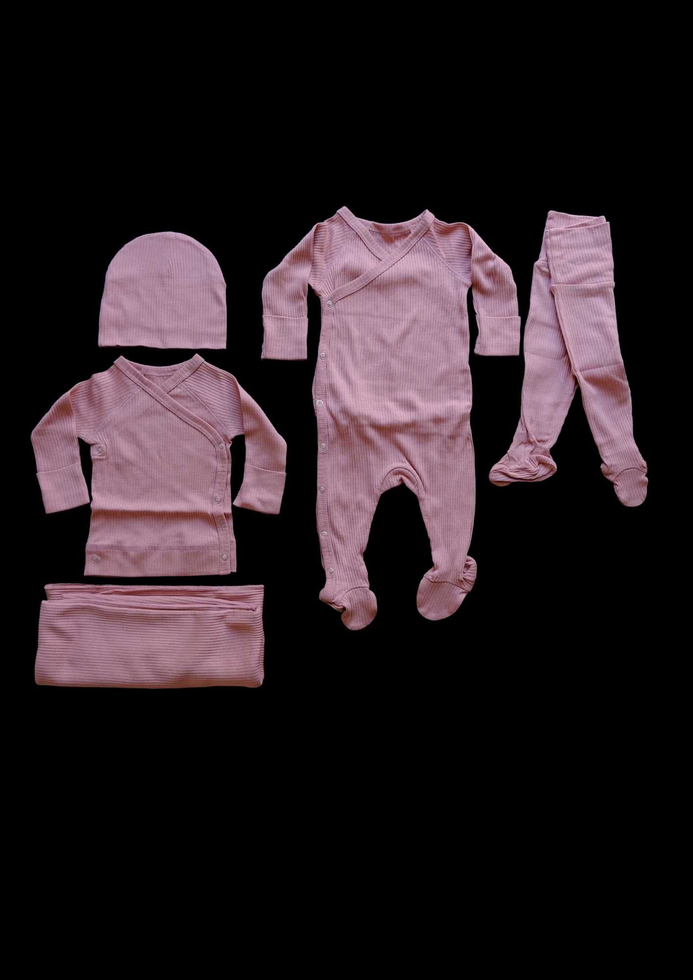 Комплекти за изписване за новородени в различни цветове. 5 части