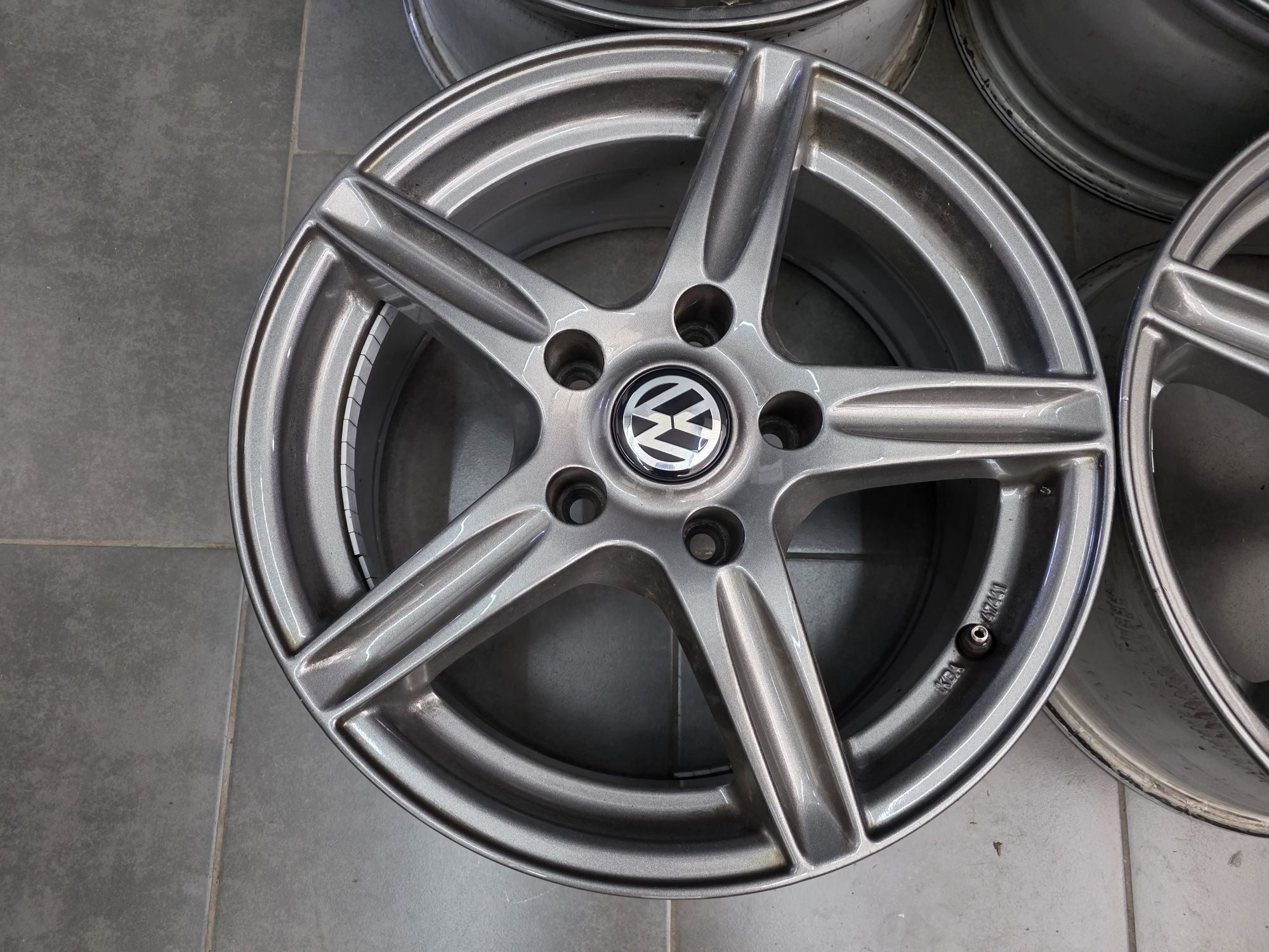 Джанти 16 - Volkswagen Transporter T5 T6