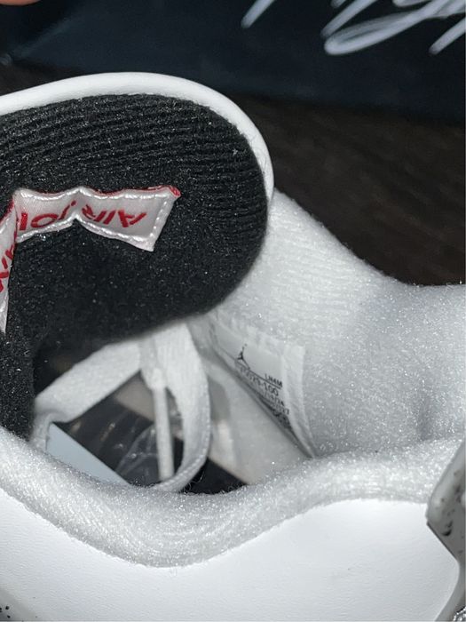 Jordan 4 Retro „white cement”