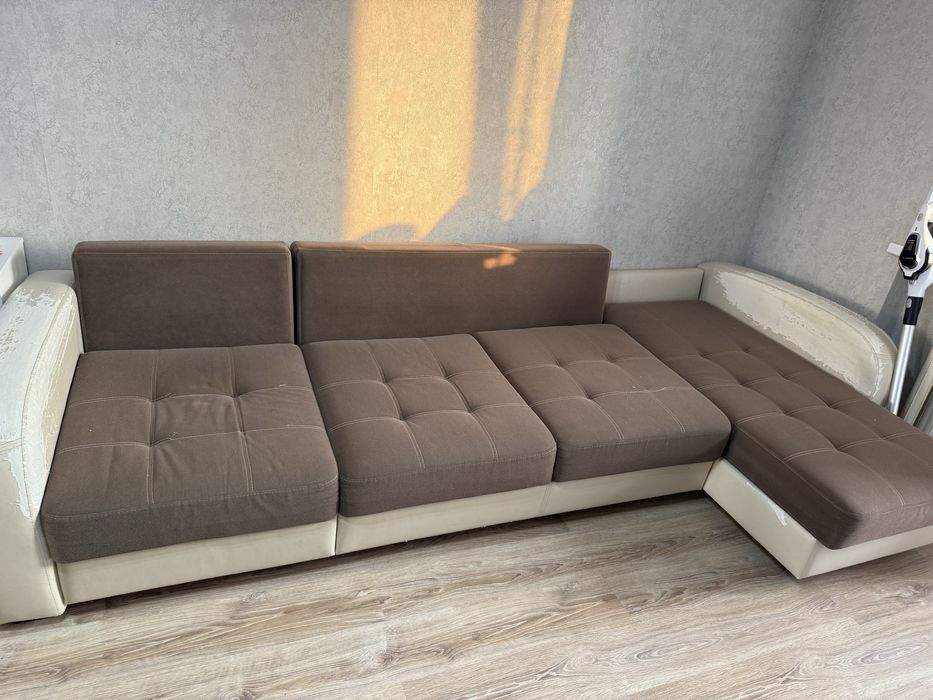 Продам диван в хорошем состоянии