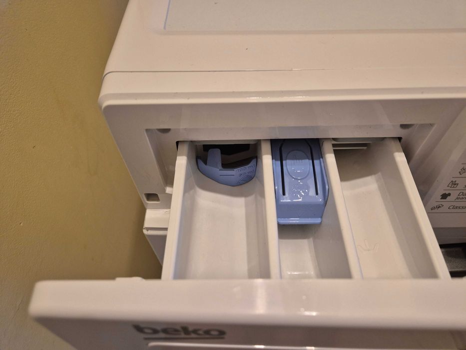 Пералня Beko WUE 6612 BA, малко използвана, в отлично състояние.