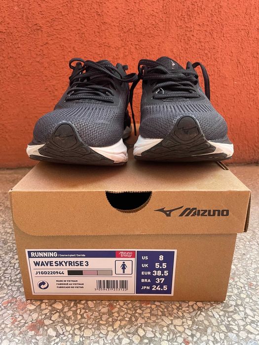 Încălțăminte de alergat pentru femei Mizuno Skyrise 3 negru