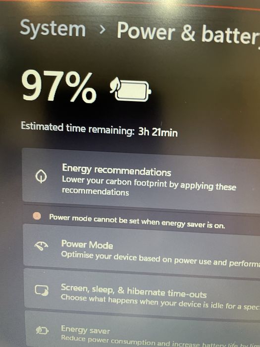 Laptop Dell Inspiron 3505, an fab 2021, baterie buna