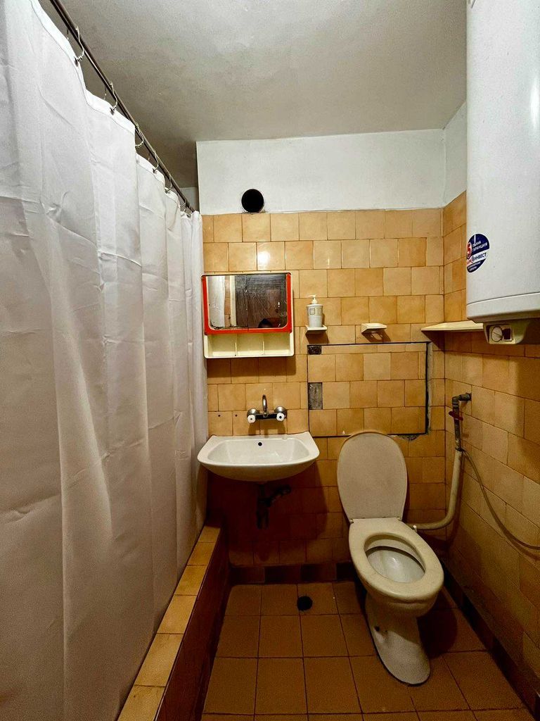Дава се под наем Тристаен апартамент в Плевен, Дружба 1 - 100 кв.м за 280.5 € - Снимка #22