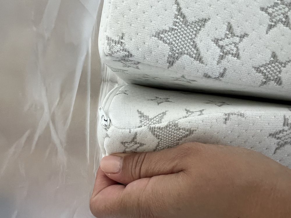 Сгъваем матрак CHIPOLINO 60x120x6 см – бял със сиви звездички