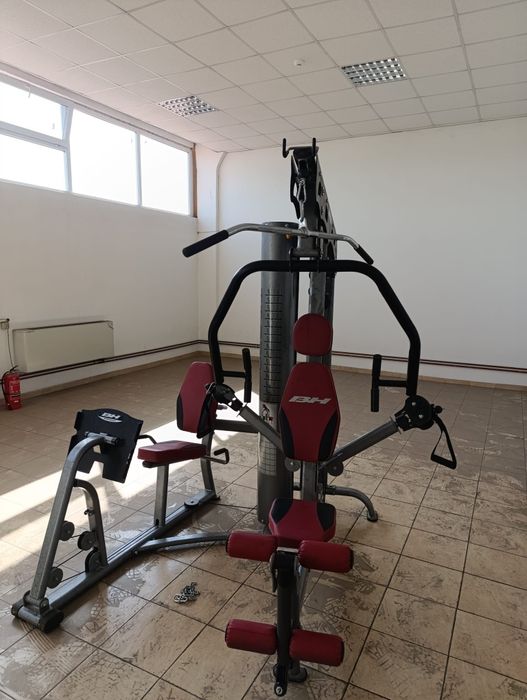 Aparat multi-statie complet semi-profesional BH FITNESS TT PRO