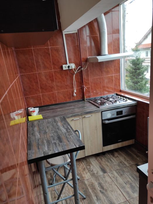 Garsoniera transformata în 2 camere 1 decembrie ilfov