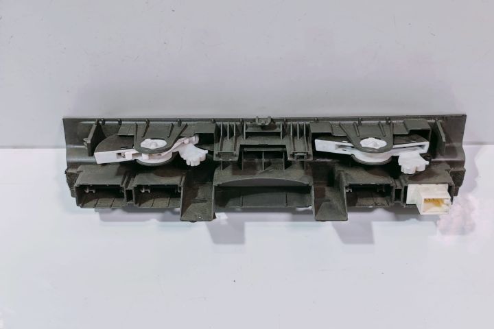 Ornament bord Audi A6 4F/C6