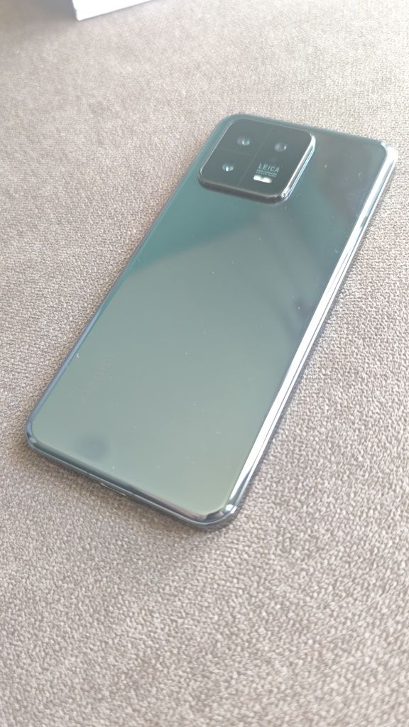 Xiaomi Mi13 5G в перфектно състояние