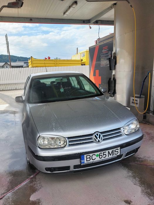 Golf 4 , 1.4 benzină