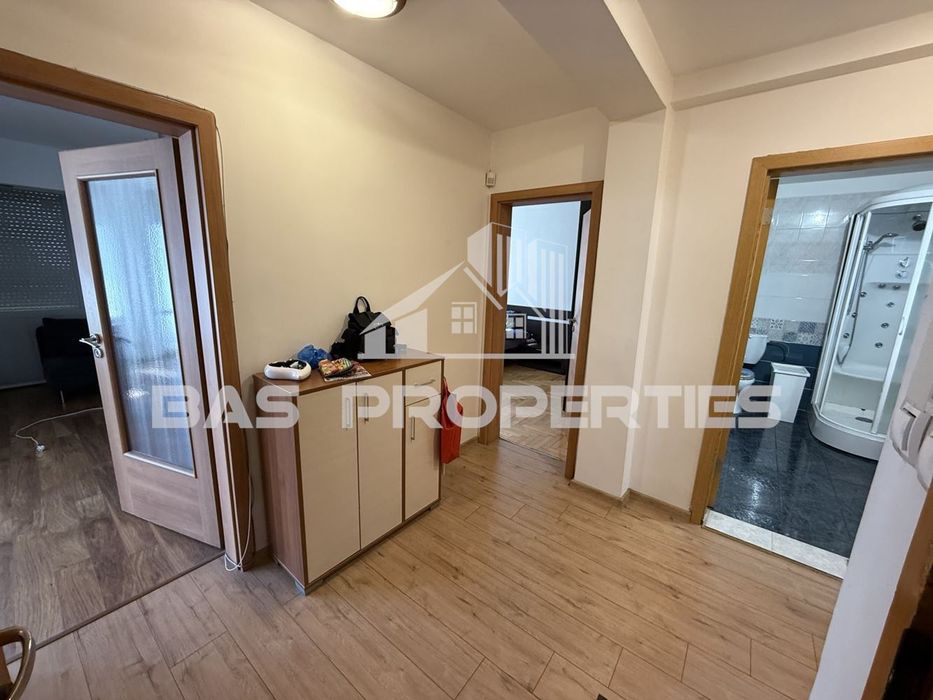 Продава се Многостаен апартамент в София, Белите брези - 180 кв.м за 2334 €/кв.м - Снимка #7