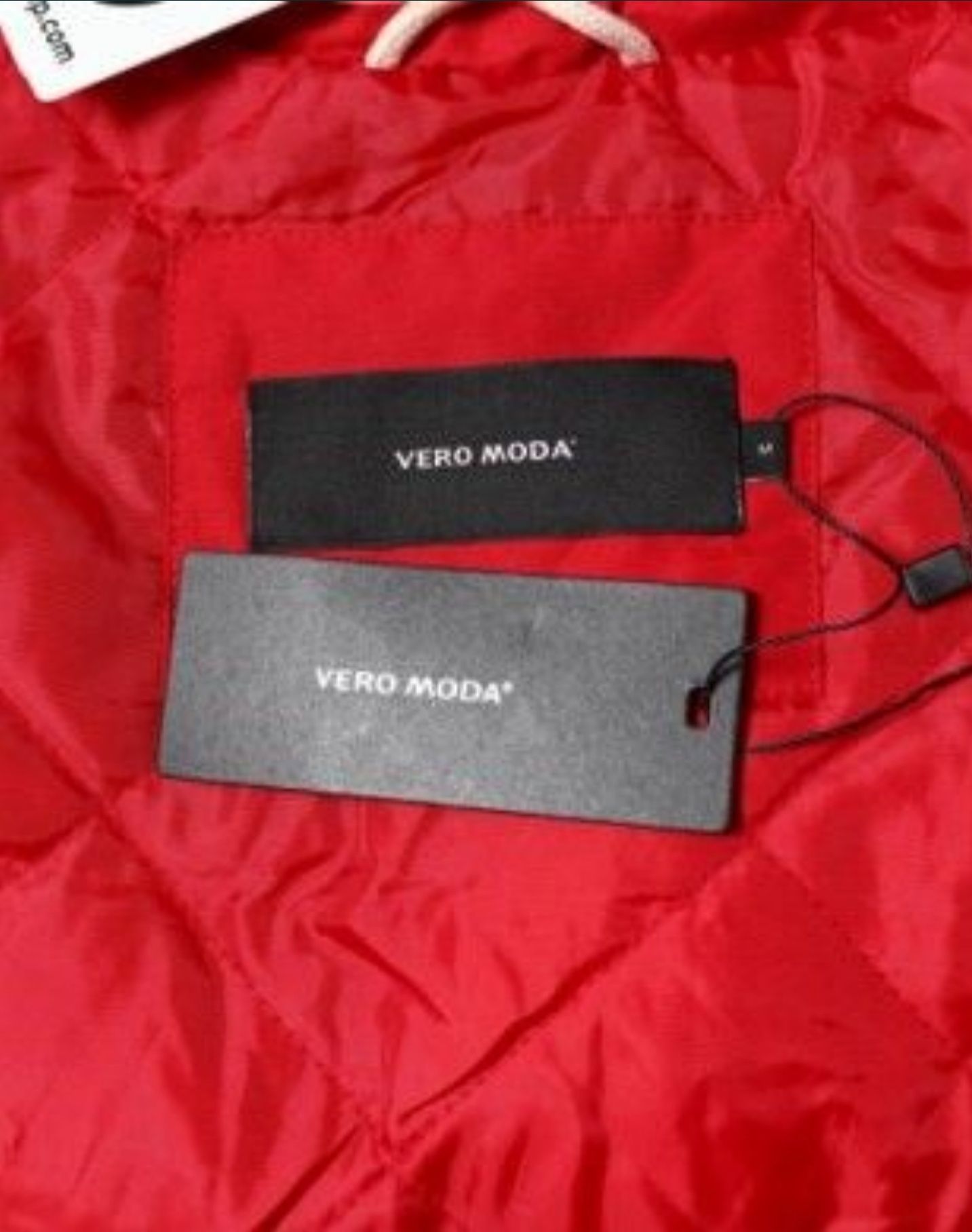 Geaca rosie Vero Moda ca hilfiger