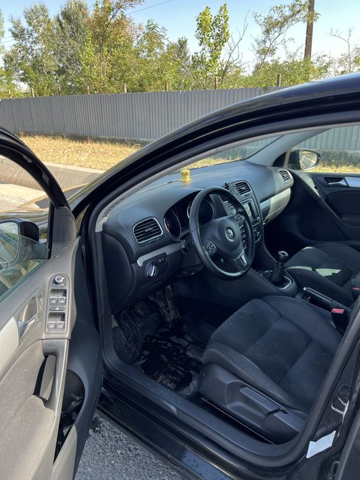 Vând: Volkswagen Golf 6 1.4TSI