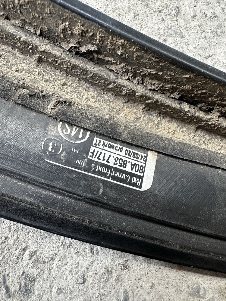 Bandou aripă stânga față audi q5.80a.s linne.cod:80a853717.f.