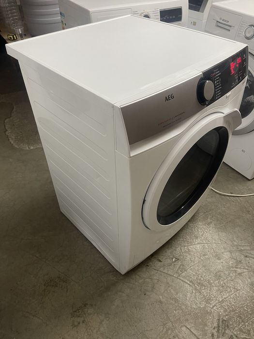 Сушилня AEG 8000, 8 кг., термопомпа. Инверторен мотор!