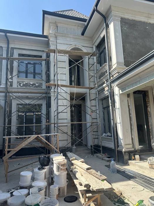 Samarqand darvozada 1.7 sotka 6 xona uchaska sotiladi