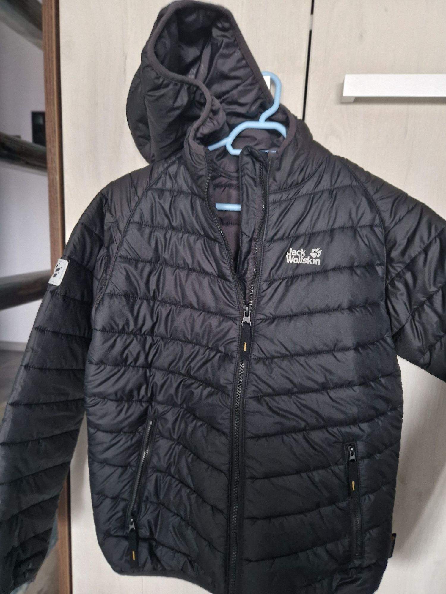 Яке Jack Wolfskin 152см, елек Бенетон