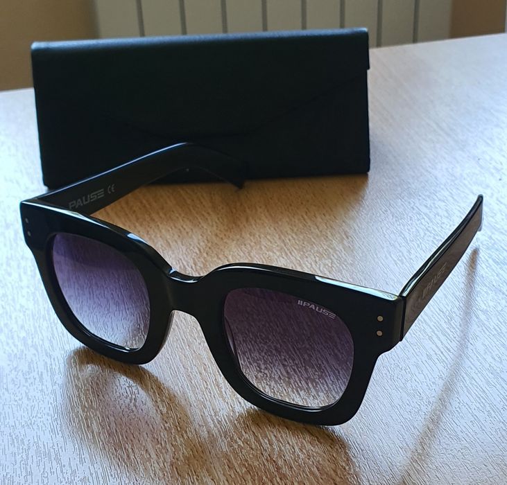 Дамски очила Mirrors Pausejeans
Чисто нови, без забележки. 
Унисекс