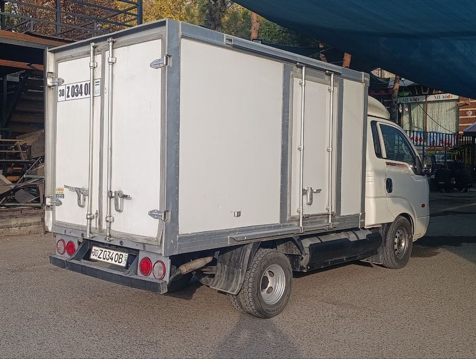 Kiya bongo sotiladi 2009 zavatiskoy prapan metaniyam bor 8