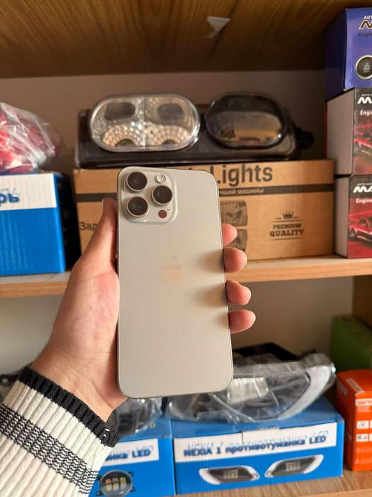 Iphone 15 pro max ideal  256 talik 83 yomkist