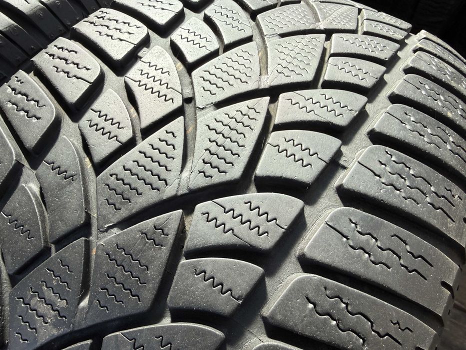 # 2x Anvelope Iarna 225/55 R17  - Dunlop  Sp Winter Sport 3D AO