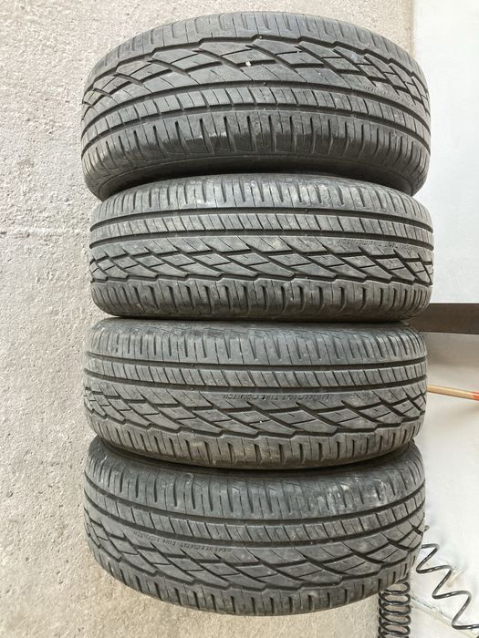 Лятни гуми 215-65-16