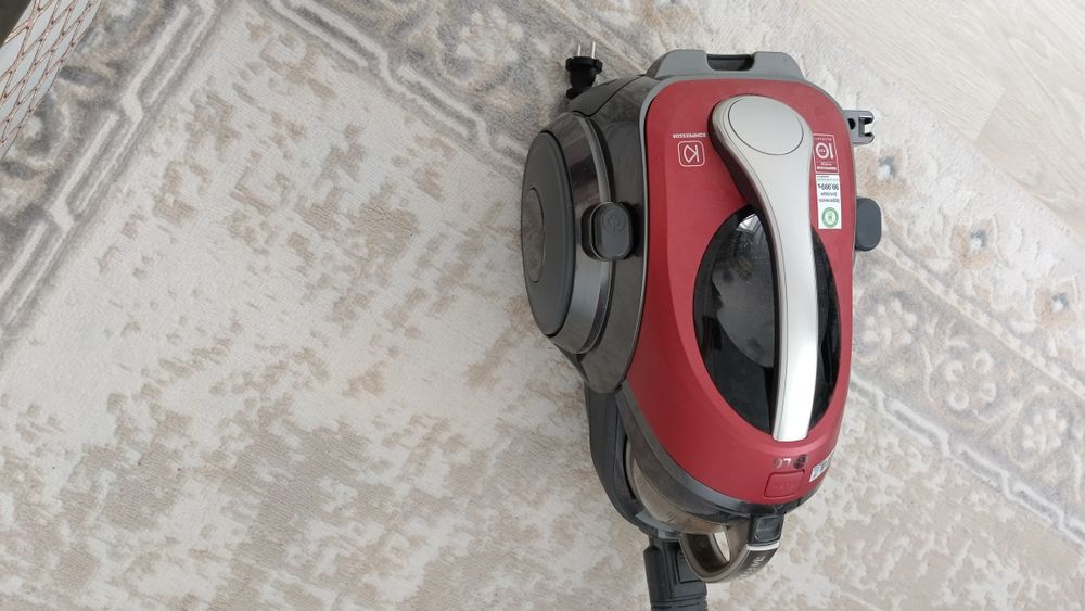 Пылесос сатылады