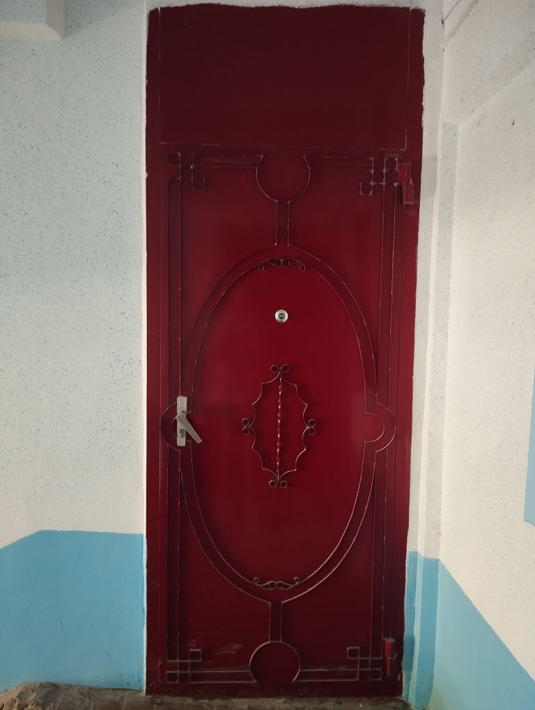 , железная дверь  продается